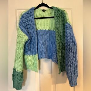 Wild Fable multi-color cropped thick knit cardigan
